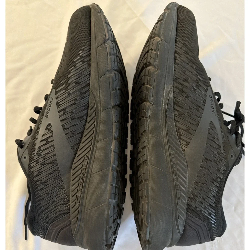 Brooks Addiction GTS 15 Triple Black Mens Size 14 Walking Running Shoes Sneakers